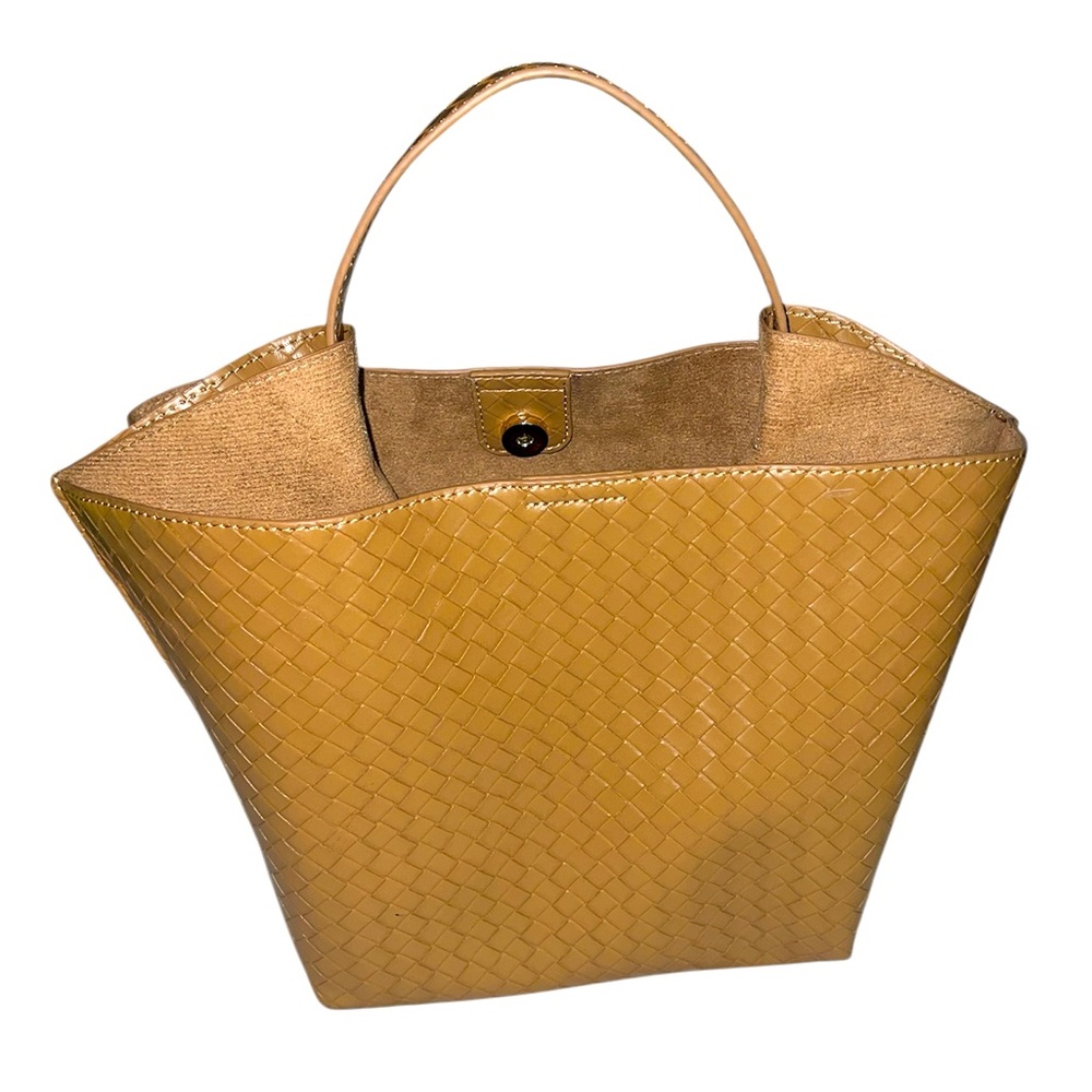 House of Harlow 1960 HandleBag / Crossbody 
Intrecciato Pattern Snap Tan